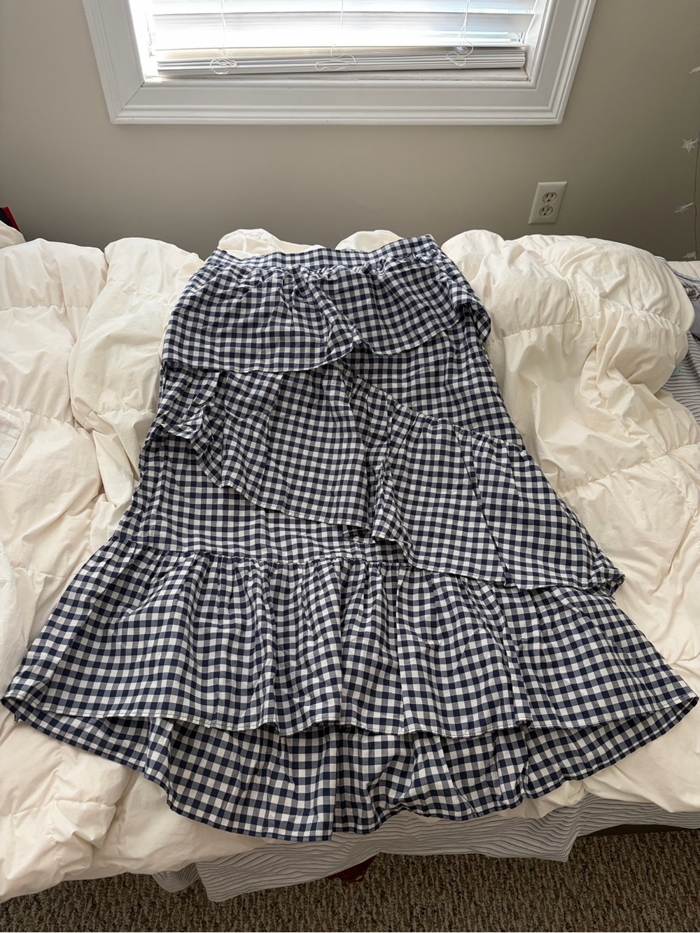 M&S gingham skirt with ruffles (white/navy)